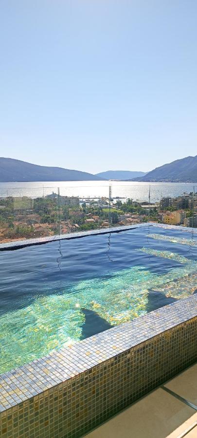 Eden Apartments Tivat Exteriér fotografie